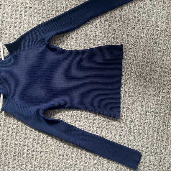Navy cold shoulder sweater-flattering fit. Non smoking/non pet home. - Picture 1 of 5